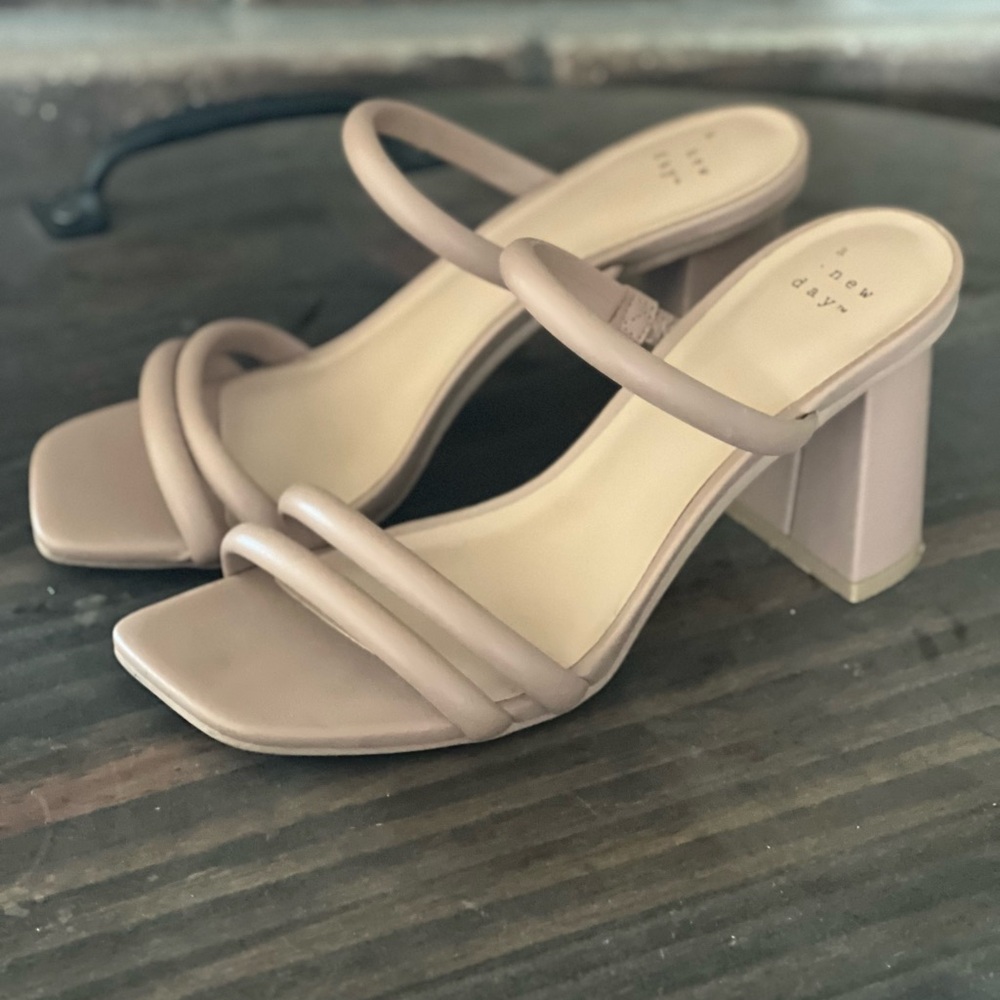 Tan Block Heel Mules with Straps